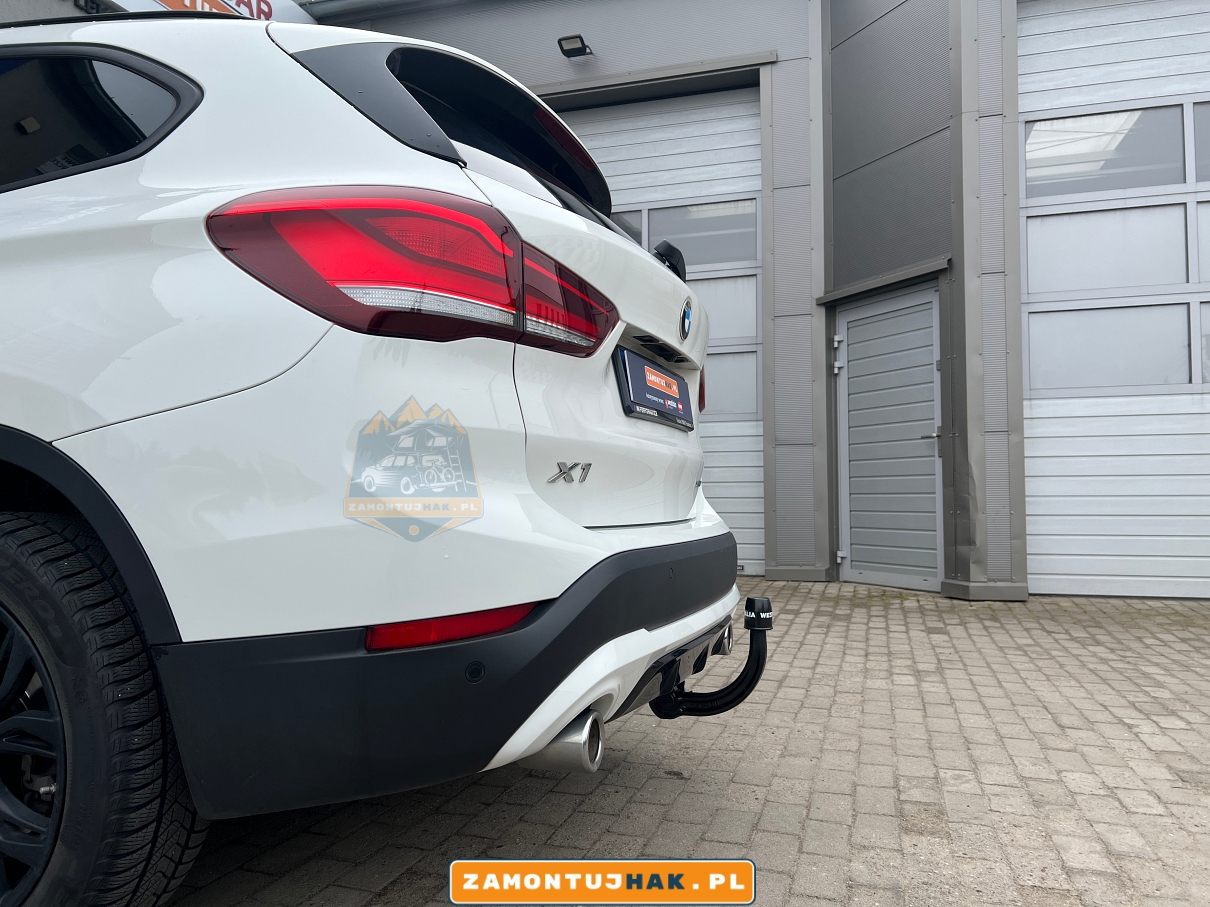 Zamontowany hak holowniczy Westfalia w BMW X1 2020 - praktyczność i funkcjonalność w jednym